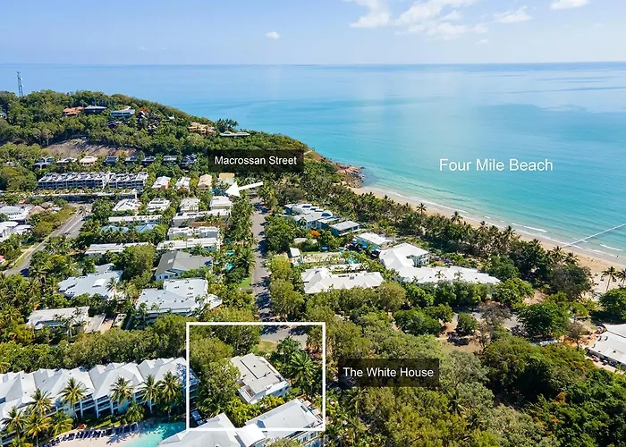 The White House Port Douglas