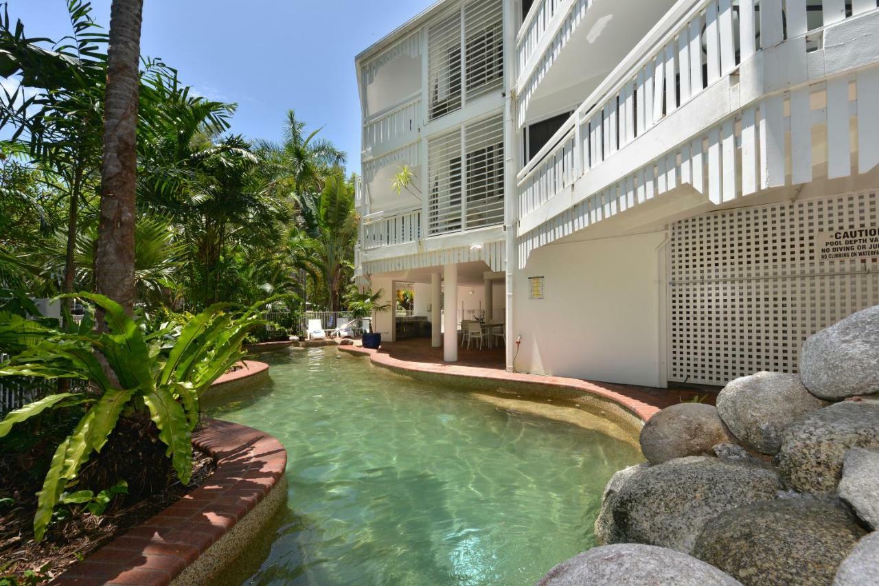 Aparthotel The White House Port Douglas
